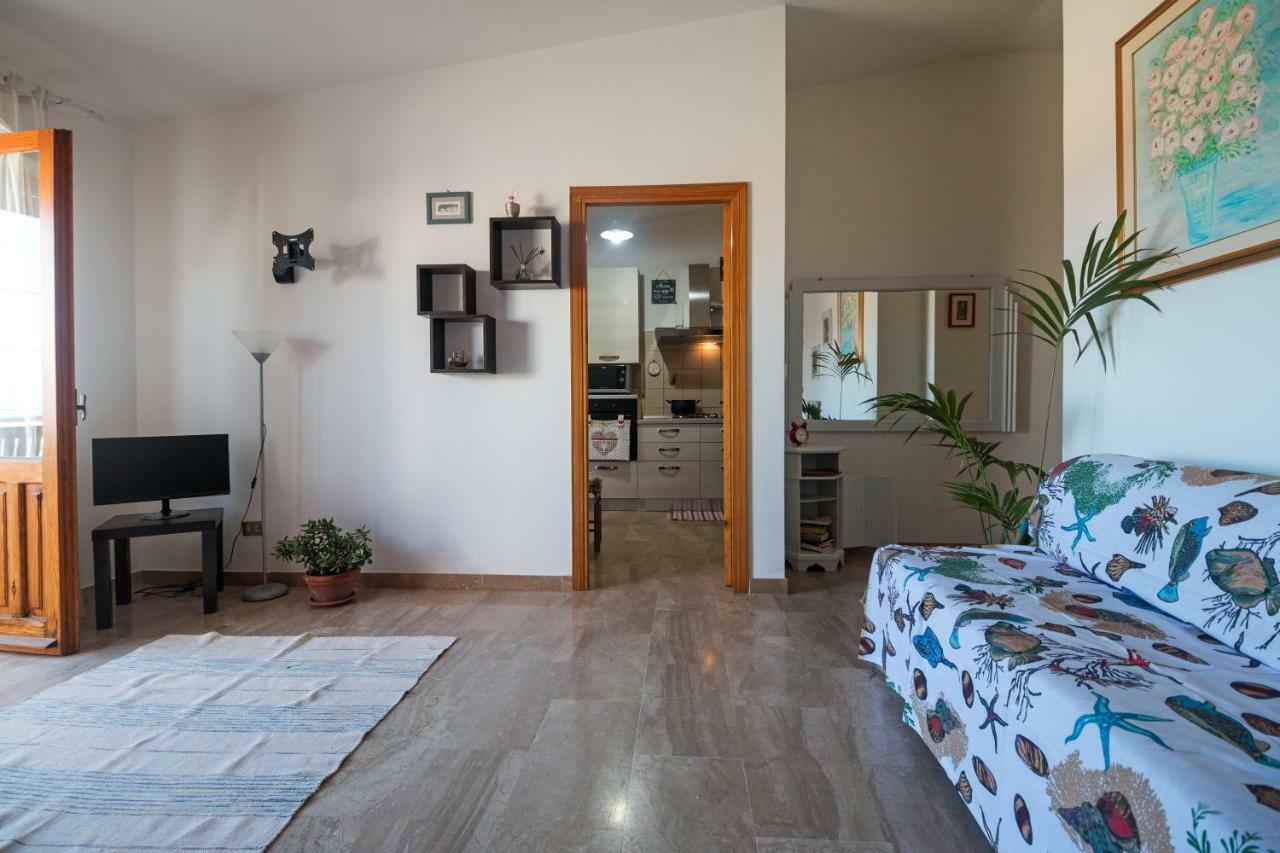 White Rose Suite Apartment Кала Гононе Екстериор снимка