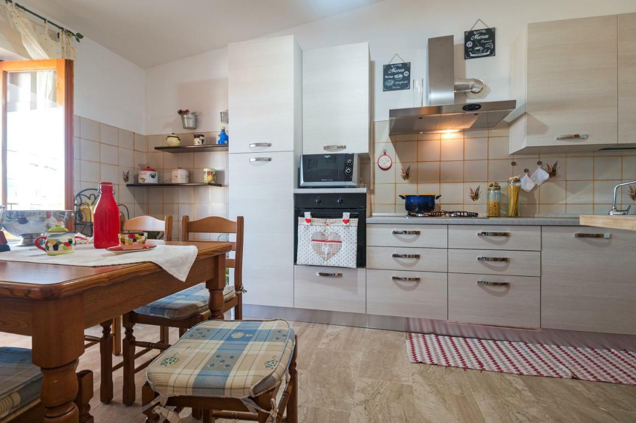 White Rose Suite Apartment Кала Гононе Екстериор снимка